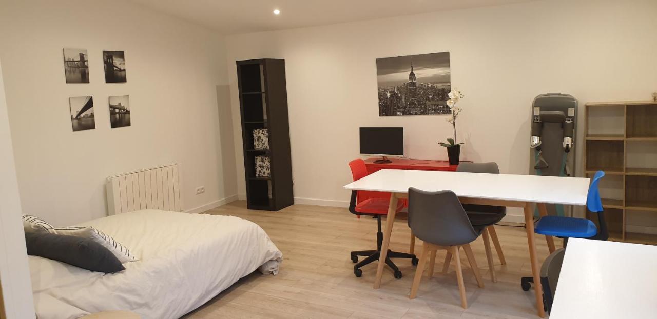 Adorable Studio 25M² Tres Calme Avec Parking マルセイユ エクステリア 写真